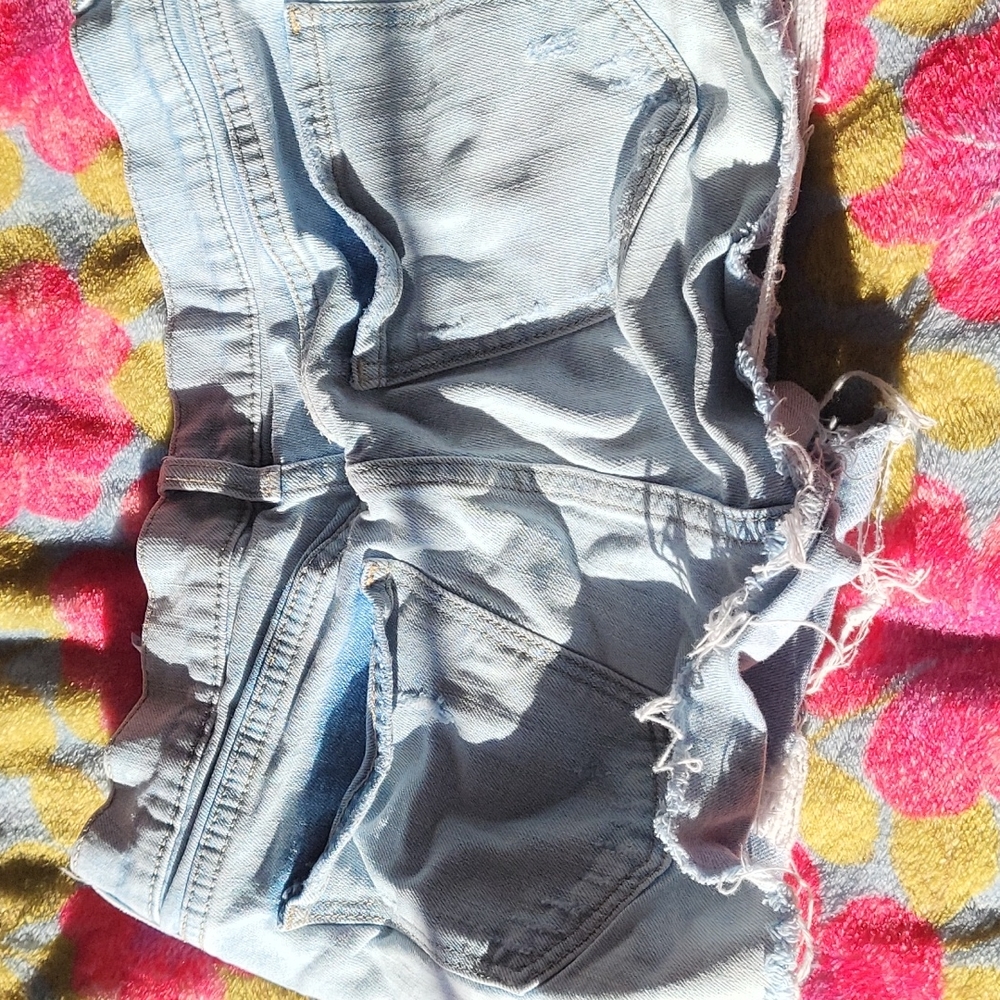 Ripped Jean short shorts